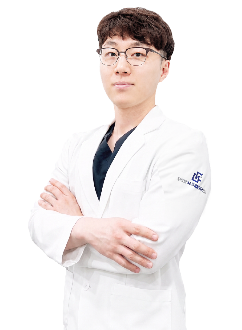 배일욱 원장 | 부평 척추·관절 진료